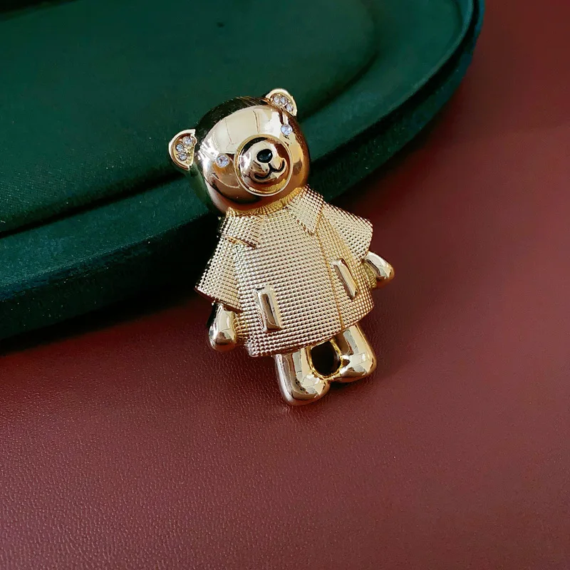 Thumbnail 4 - #19 Best Brooches & Lapel Pins to Buy In 2026