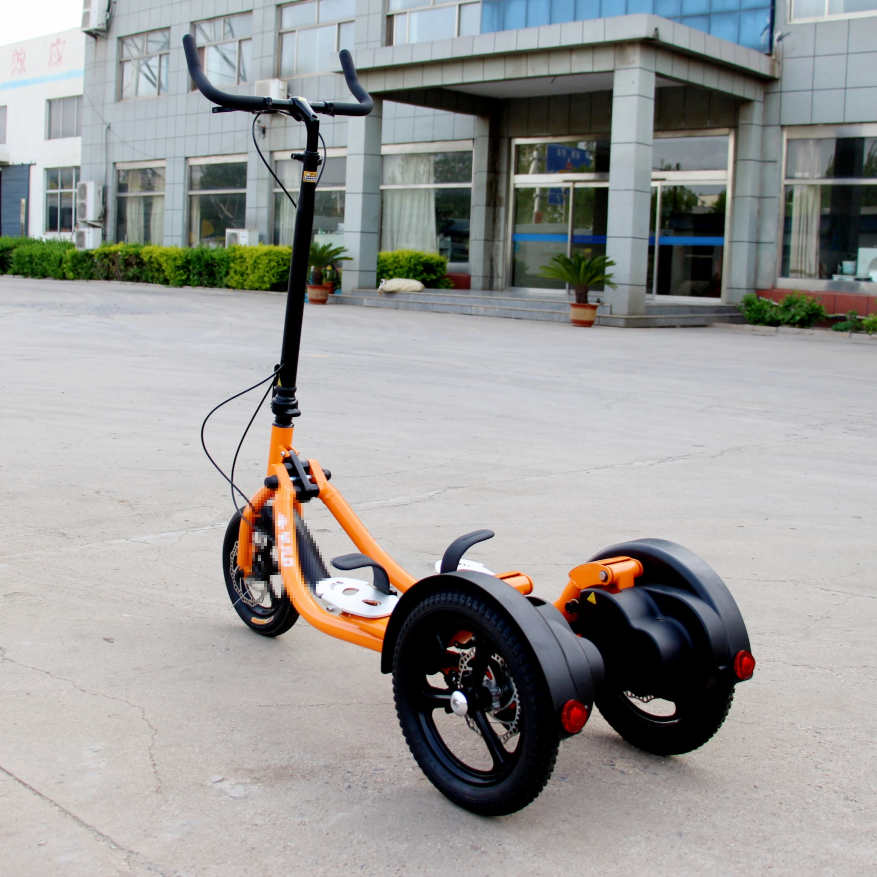 

Ultra-high-speed low-impact trainer stride machine A new type of outdoor sports fitness training tricycle with wheels