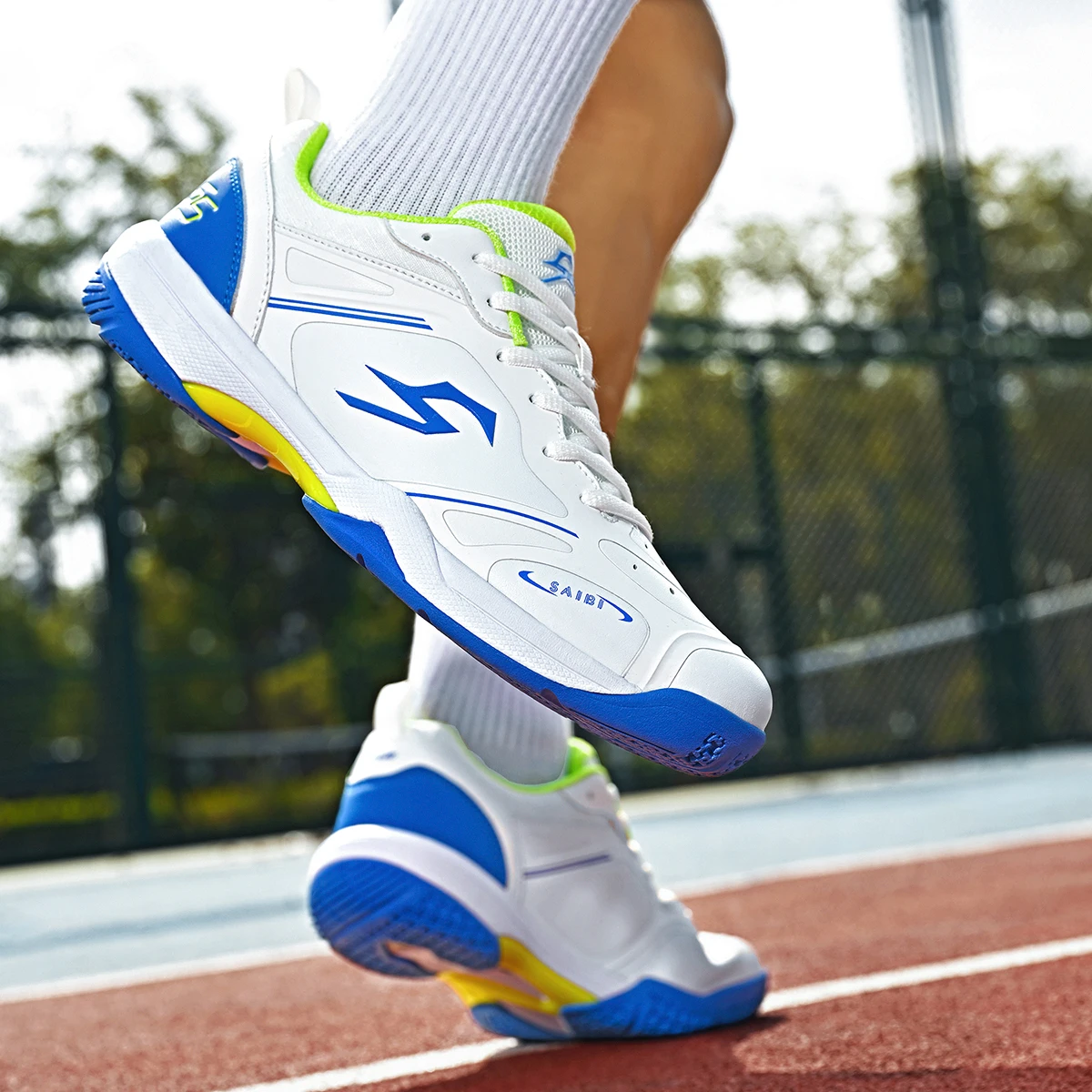 Table Tennis Shoes for Men and Women, Lightweight Outdoor Badminton Training Shoes, Breathable Lace Up Volleyball Shoes