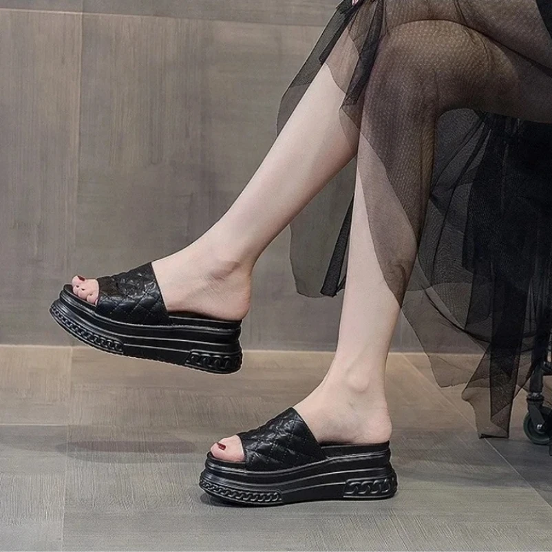 

2025 Women Summer New High-heel Platform Slippers Fashion Outdoor Women Korean Version Trendy Slippers