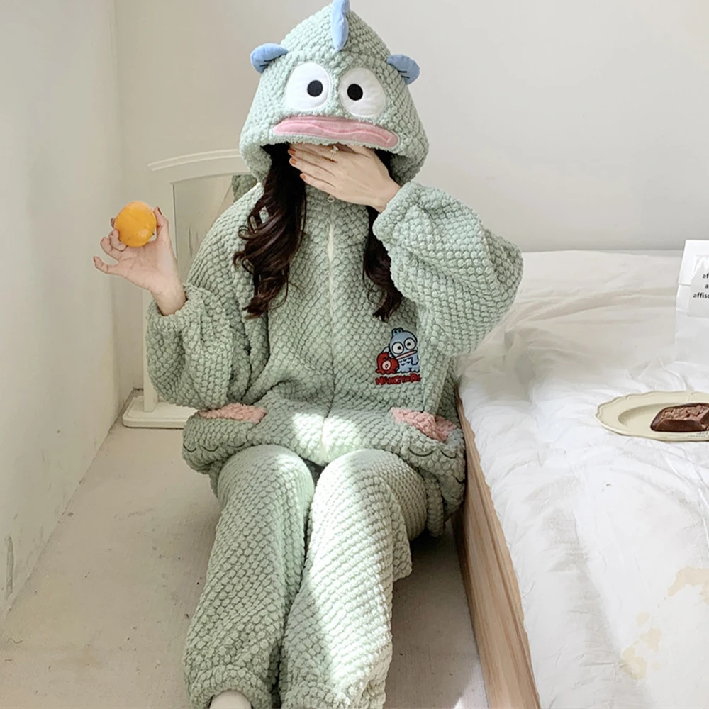 

2 шт. Kawaii Hangyodon женский плюшевый теплый пижамный комплект мультфильм Sanrio аниме Kuromi коралловый флис утепленная домашняя одежда ночная рубашка для девочек