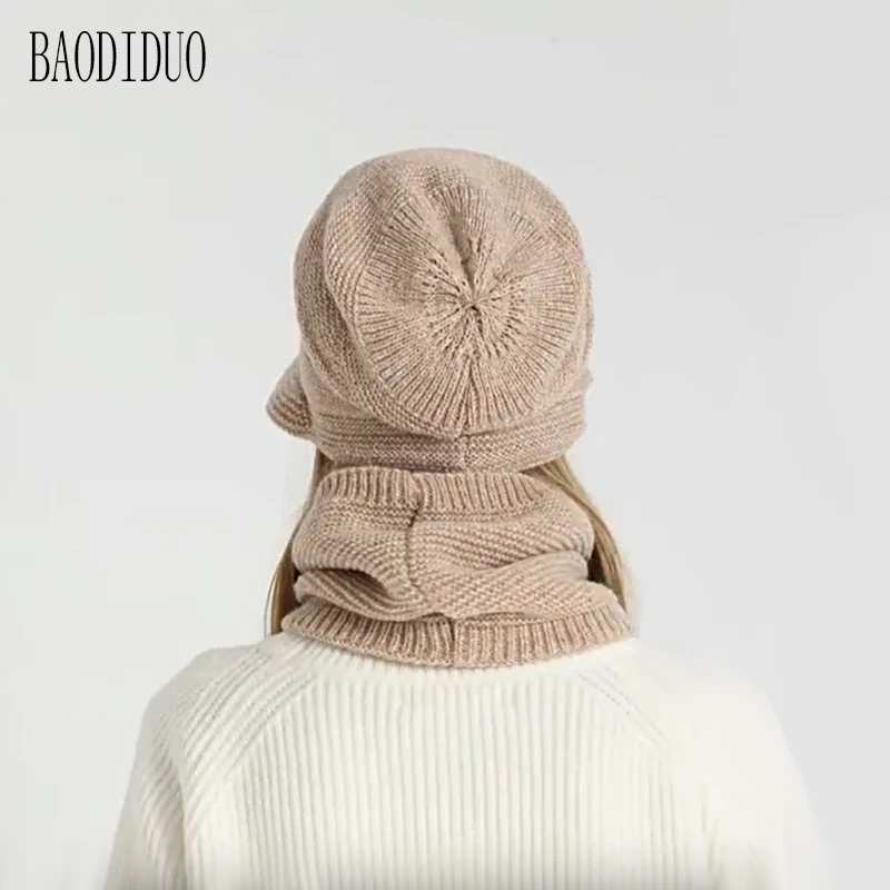 Xinbaoguan 100% Acrylic 8416 Winter Warm and Fleece Cold Protection Set for Women with brimmed Ear Protection Knitted Wool Hat