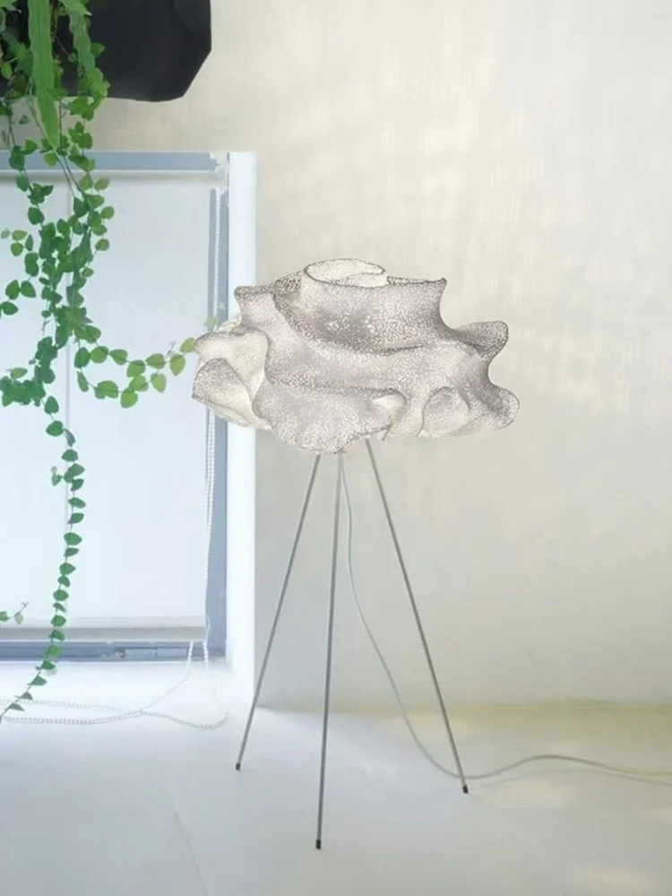 

Light luxury modern living room floor lamp next to sofa ornament high value atmosphere designer creative art bedroom lamp