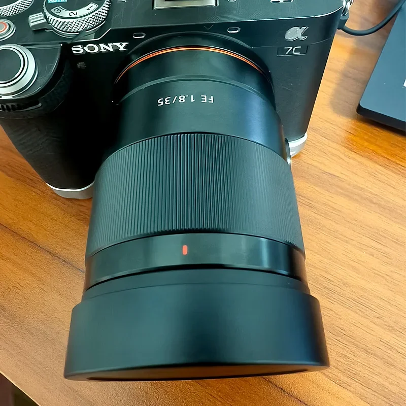 

Bayonet Metal Square Lens Hood for Sony FE 35mm f/1.8 SEL35F18F Lens Hood with Metal Cap