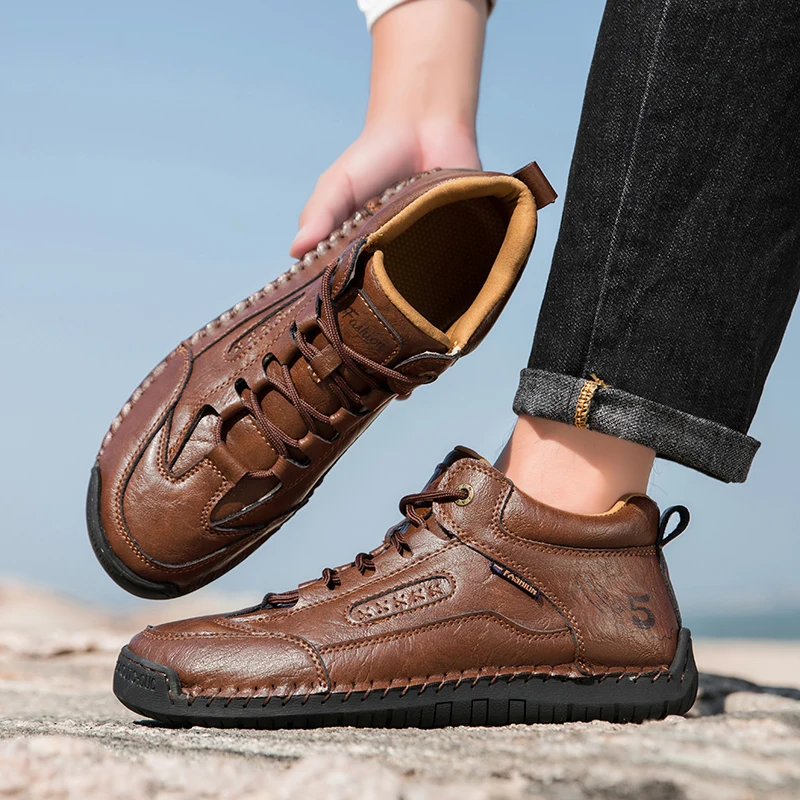 Mid‑Top Hand‑Stitched Casual Shoes Large Size Men Outdoor Short Boots Four‑Season Retro Trend Versatile Leather Shoes