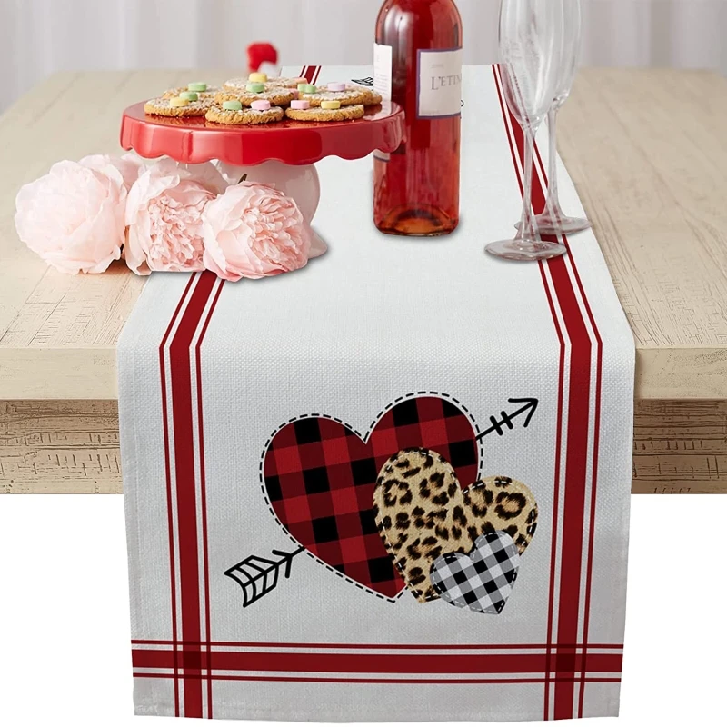 Valentine's Day Table Runner Cotton Linen Love Heart Gnome Tables Cloth for Home Festival Party Romantic Dinner Decoration