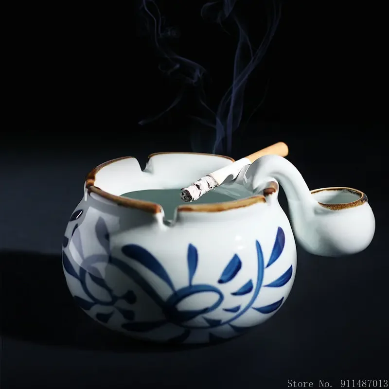 Japanese ceramic hand-painted flower and rattan ashtrays, creative home living room bedroom hotel supplies portable ashtray, 1Pc