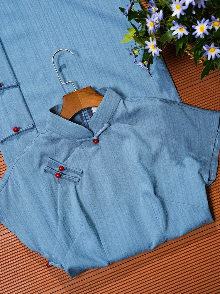 

Young Women's Blue Rwned Qipao Young Revised Version Simple Elegance Daily Wear Retro Sle Midi Qipao ort Sve Floral