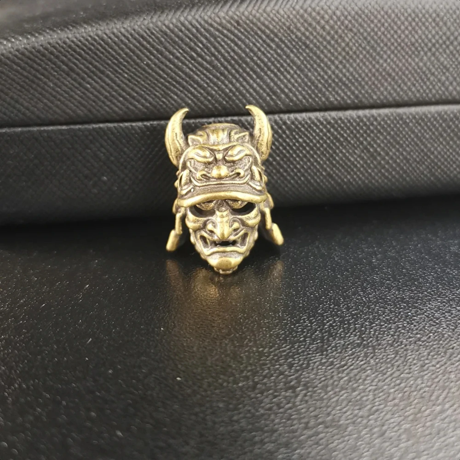 일본 사무라이 헬멧, 황동 비드, 파라코드 펜던트, 야외 EDC 액세서리