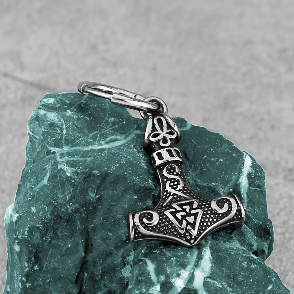 New Creative Nordic Thor\'s Hammer Drop Earrings Stainless Steel Scandinavian Rune Amulet Earrings for Boys and Girls Jewelry