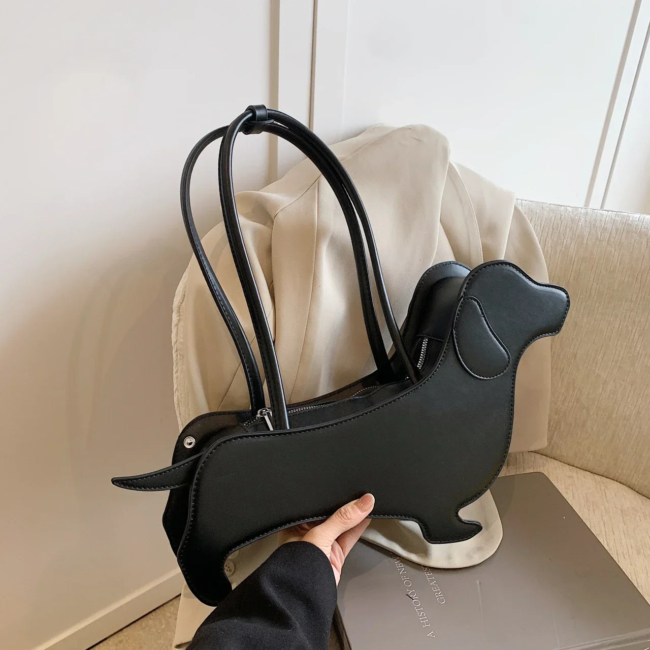 Zabawna torebka z kiełbasą dla psa Torebki damskie w jednolitym kolorze Pu Leather Torba na ramię Totes Lady Cute Creative Japanese Style Kawaii Bag