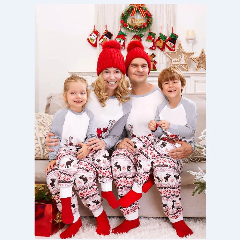 New 2025 Cartoon Deer Print Christmas Pajamas Set Couples Casual Sleepwear Children's Clothing Baby Romper New Year Family Look