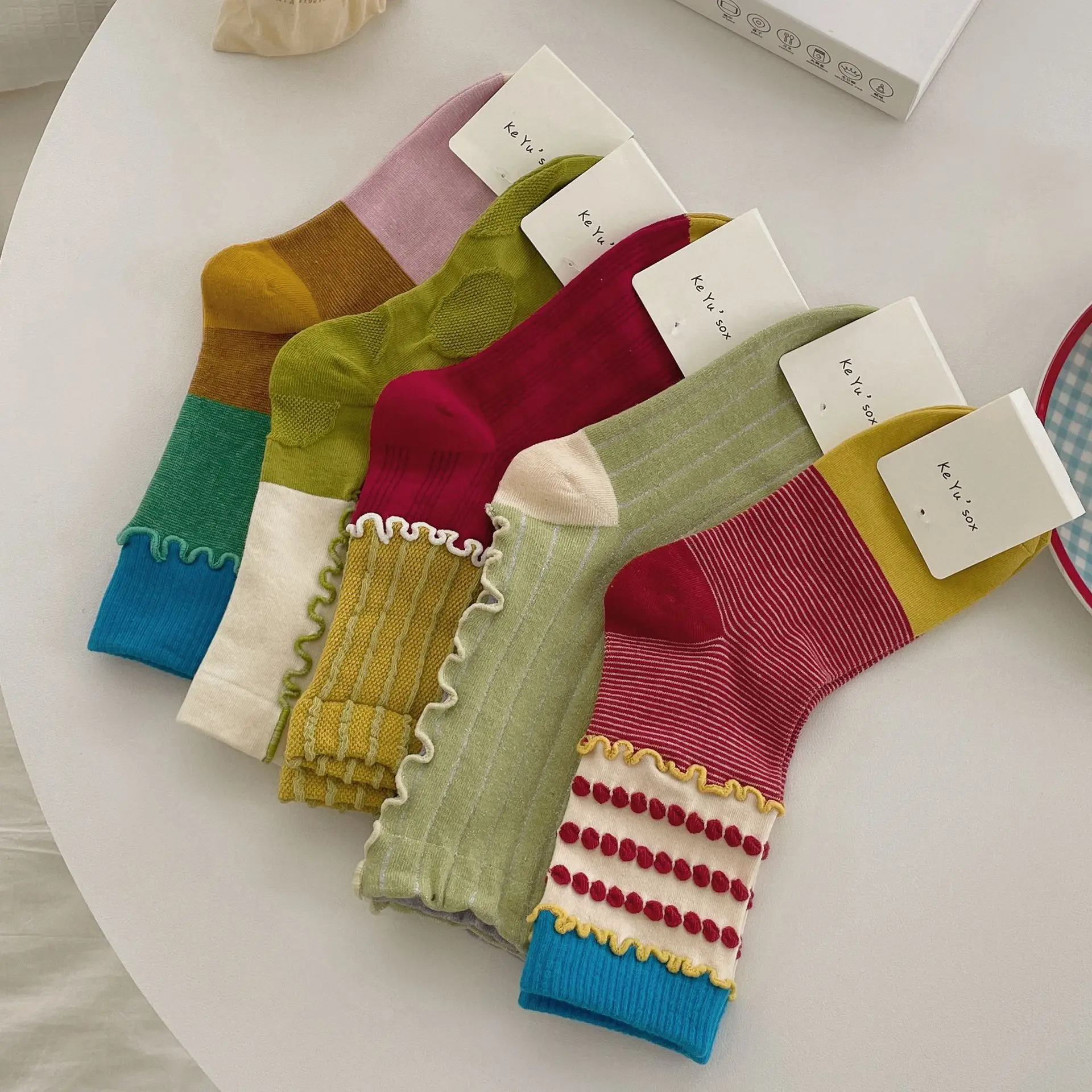 Damskie letnie wiosenne bawełniane skarpetki Małe skórzane buty Skarpetki z włosiem Candy Color Drewniana krawędź ucha Słodki styl dla dziewczynek Prezent