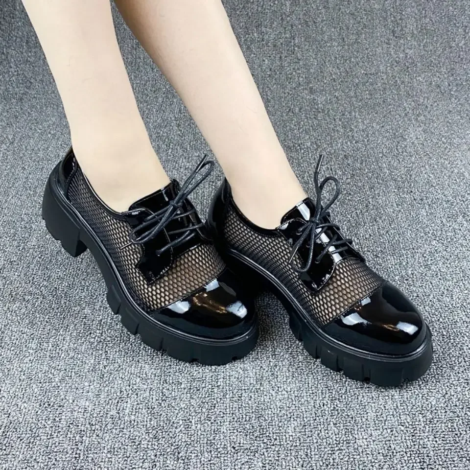 

Черные женские туфли на платформе с ремешками. Женские туфли-лодочки на среднем каблуке с круглым носком. Предложение. Элегантное платье 39. Быстрая доставка. Весна Y2k.