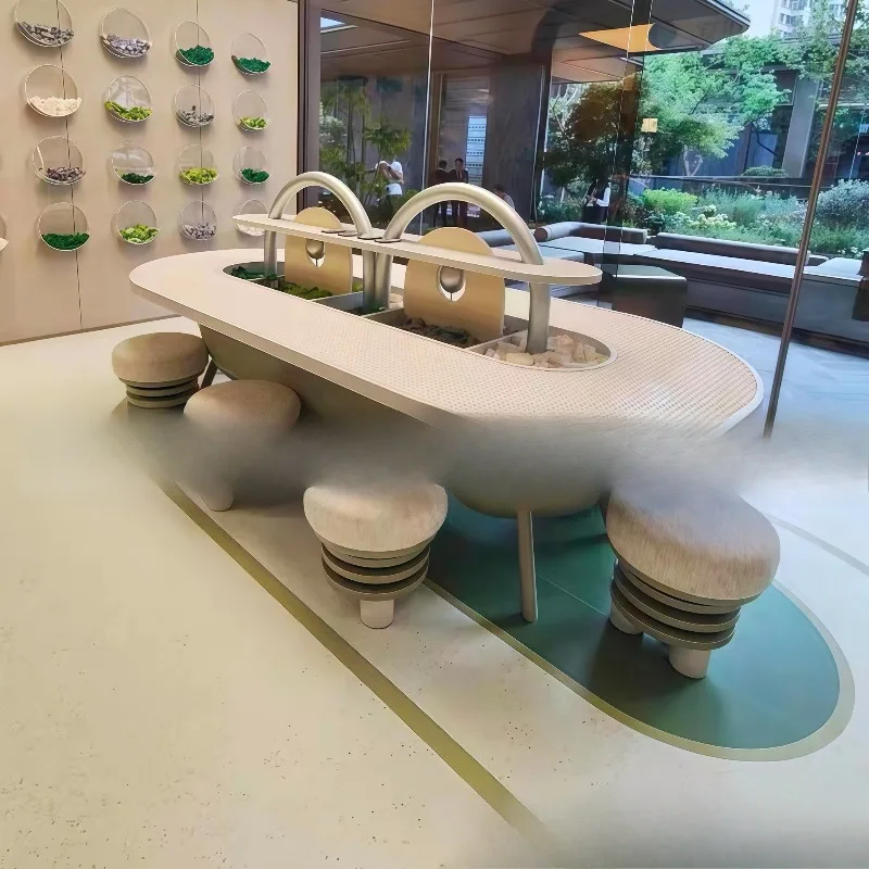 

overhead floor play area, table and chairs, parent-child reading area, handmade table, picture book library, entertainment