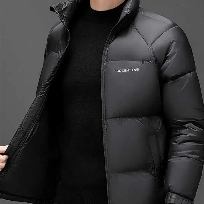 Winter High Quality Bread Jacket Men Plush Think Warm Parka Men Waterproof Windproof For Jacket Men Fashion Casual Parka Male