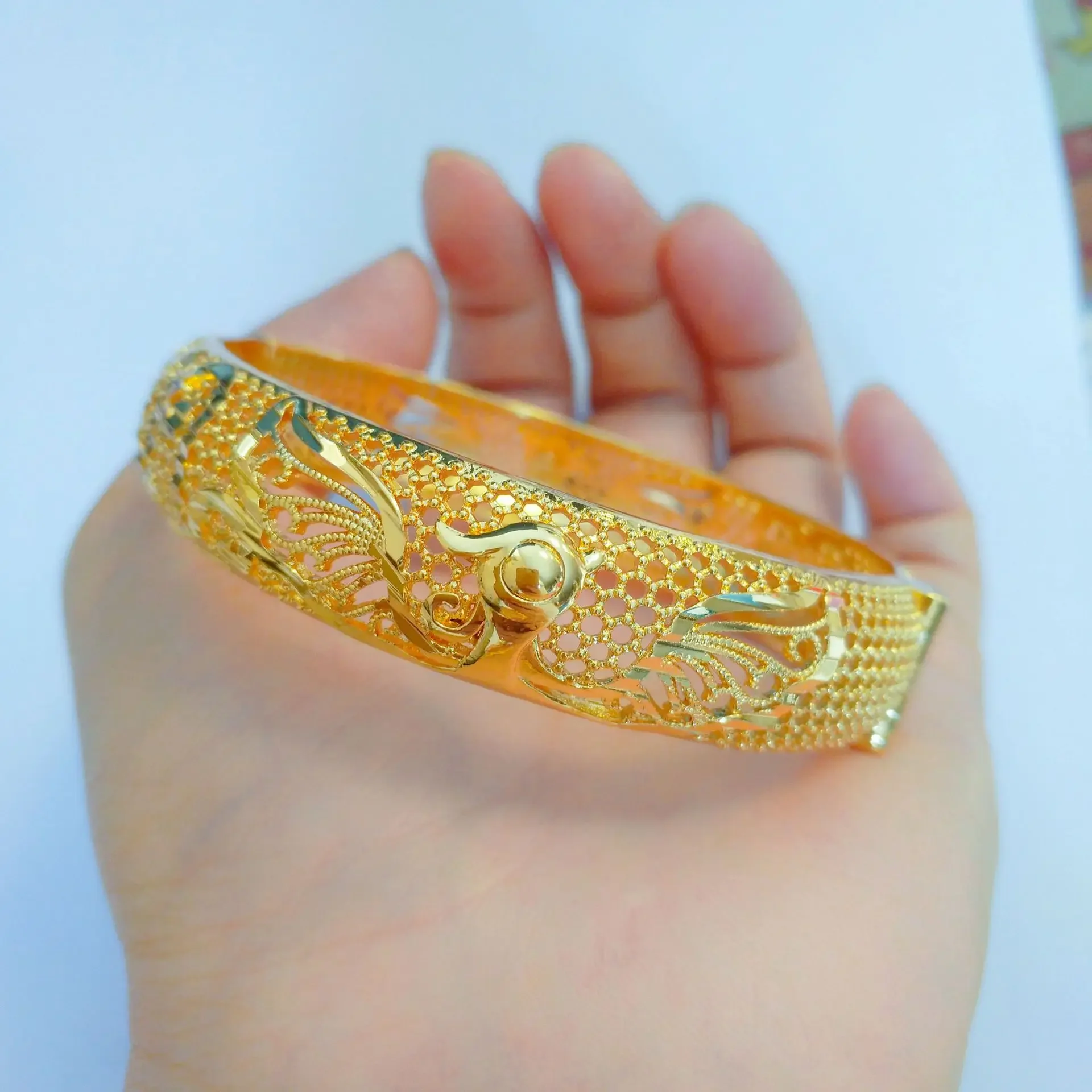 9999 real gold 24K Hollow Peacock Buckle Bracelet Women's Retro Bracelet