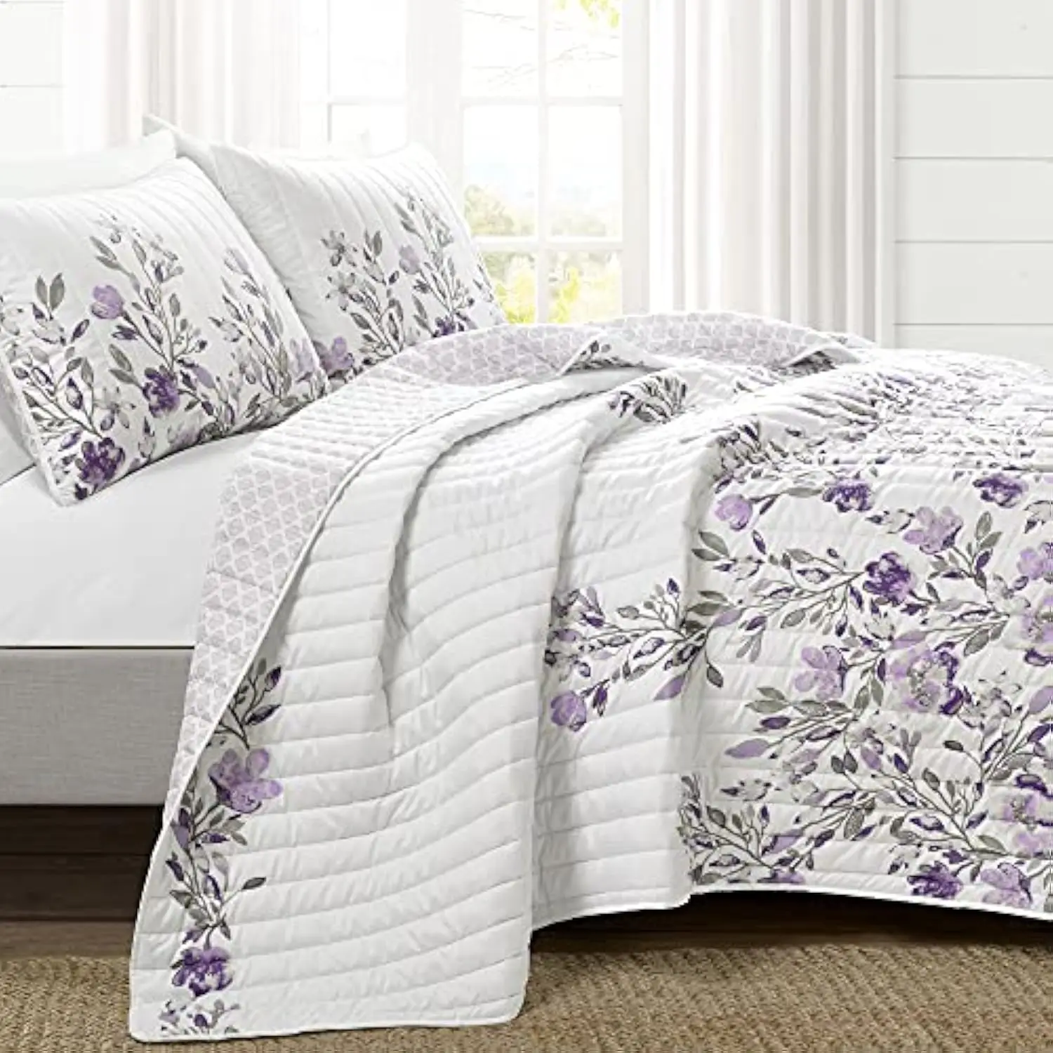 

Tanisha Reversible Floral Quilt Set, 5 Piece Set, Full/ Queen,Gray & Purple -Elegant Floral Bedding Set - Purple Lavender Quil