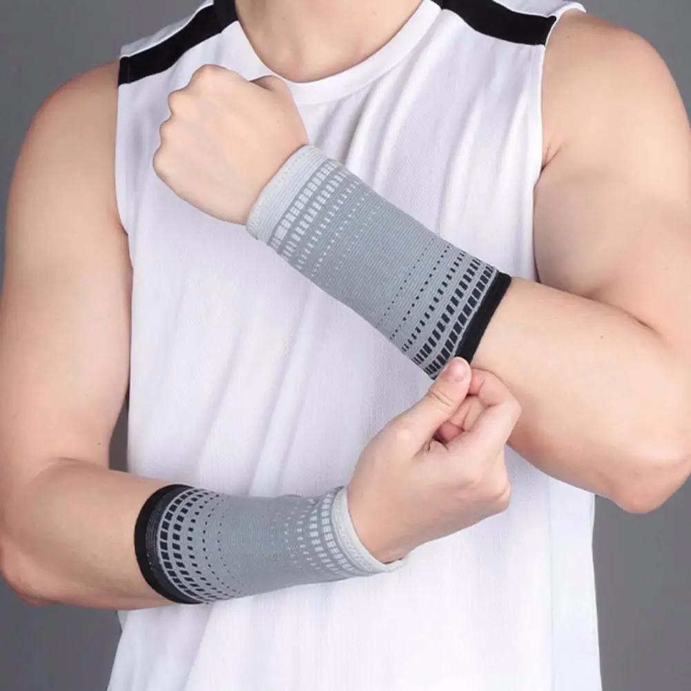 

Absorb Sweat Assistance Fitness Nylon Knit Basketball Compression Protective Sweat Bands Wristband Sports