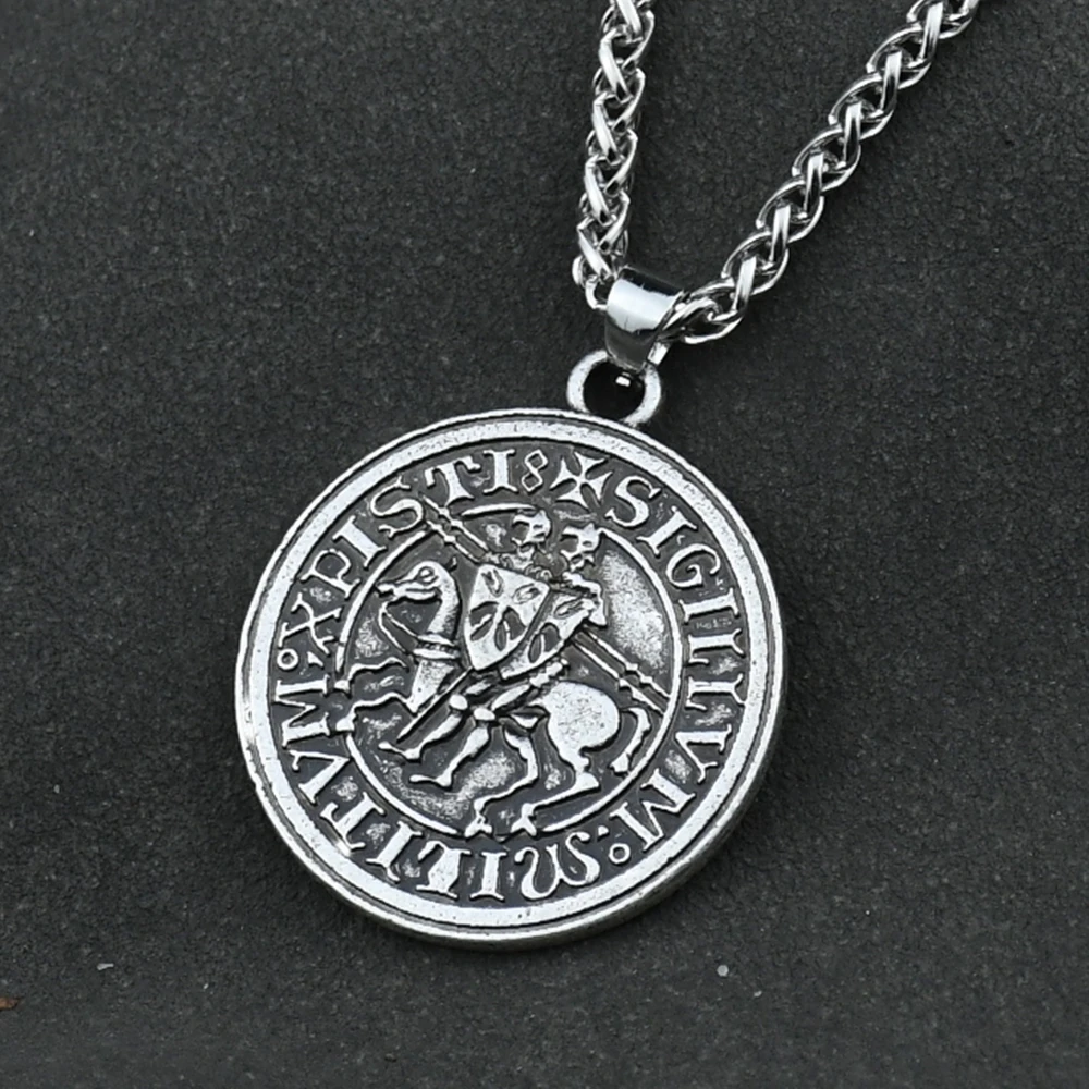Viking Double War Horse Greek Latin Amulet Jewelry Knights Templar Exquisite Commemorative Seal Pendant Necklace