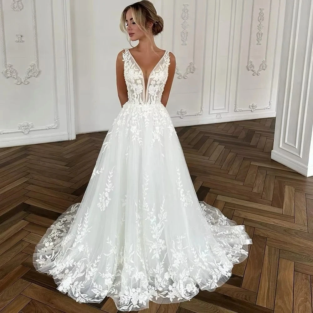 

New Modern Wedding Dress V-neck Sleeveless Open Back Lace Appliques A-line Bridal Bride Gowns vestidos de noiva
