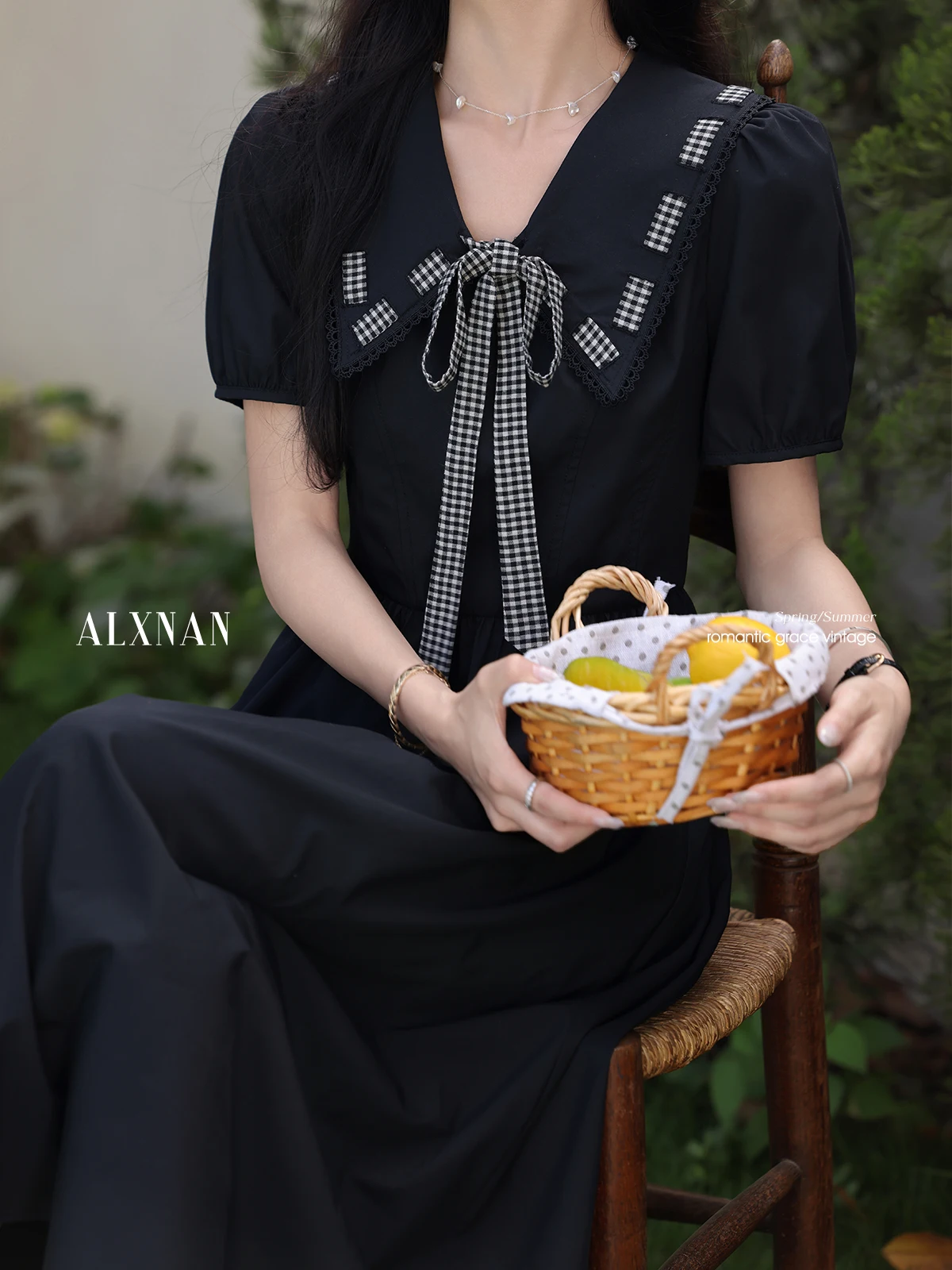 ALXNAN Black Long Dress Vintage Elegant V-neck Casual Holiday Women's Midi Dress 2025 Short Sleeve Clothing Ladies L55706