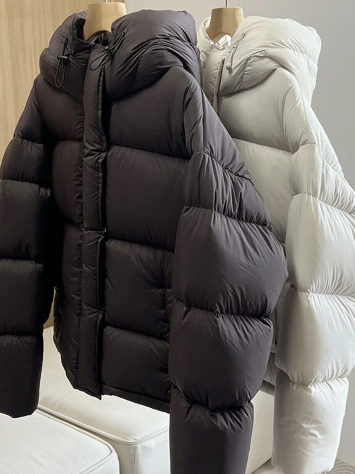 

Корейский стиль: утепленная короткая куртка-пуховик для женщин, свободная модная хлопковая куртка, зима 2025, новинка, повседневная верхняя одежда