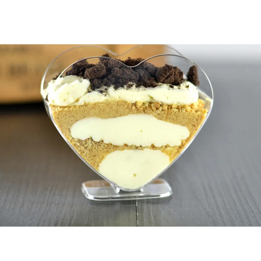 

30 Pcs Heart-shaped Mousse Cup Plastic Cups for Party Disposable Dessert Parties Reusable Hard Glasses Table Containers