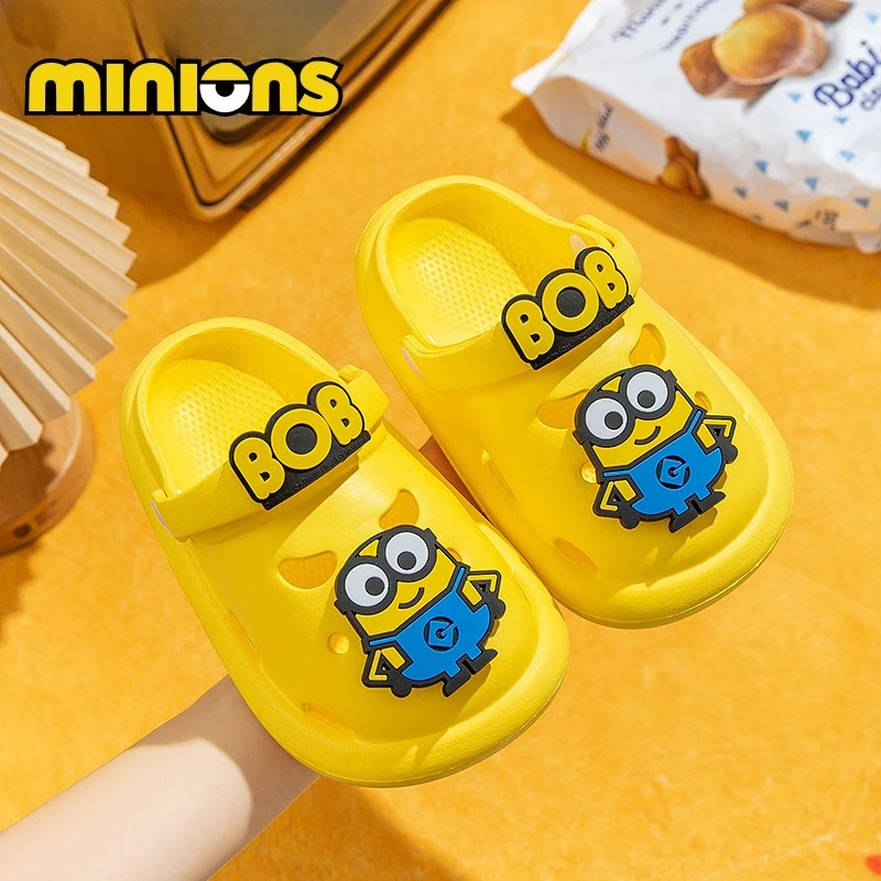 New Cute Minions Boys and Girls Sandals Cute Cartoon Personality Fashion Non-slip Soft Outdoor Wear Home Slippers Holiday Gifts