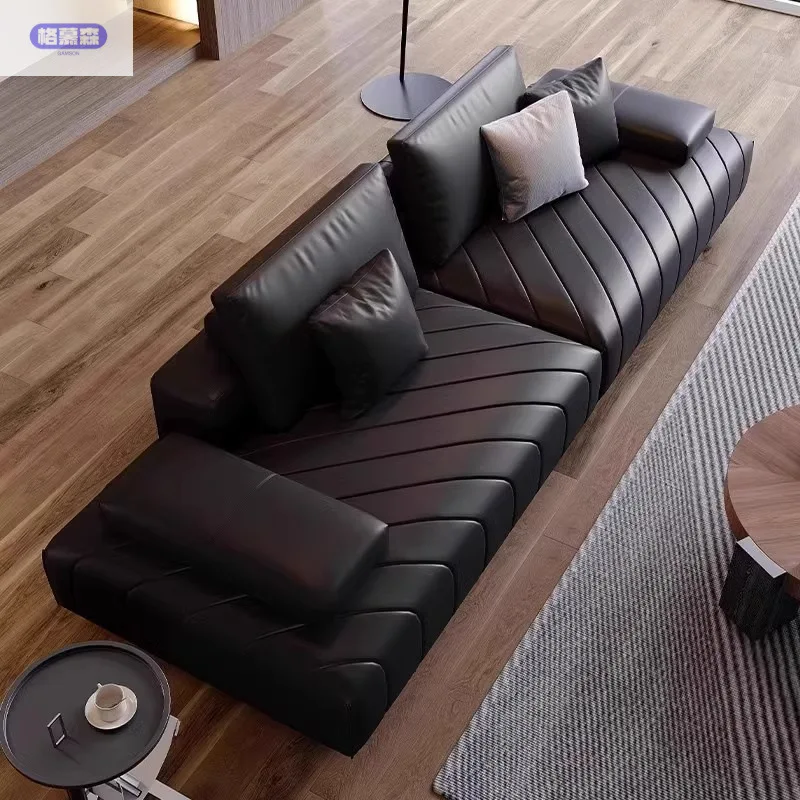 Italienisches einfaches Roland-Sofa aus verdicktem Rindsleder, modernes, minimalistisches Wohnzimmer, schwarzes, gerades Ledersofa aus Leder
