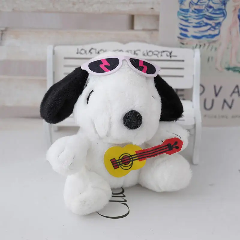 Kawaii Snoopy Plush Pendant Cartoon Guitar Snoopy Doll Plush Toy Student Backpack Pendant Children's Birthday Gift Wholesale