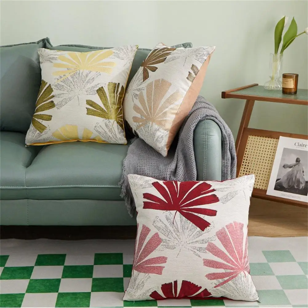 

Leaves Pattern Pillow Cases Throw Pillow Covers Decorative Cushion Covers For Home Decoration (45 x 45cm)