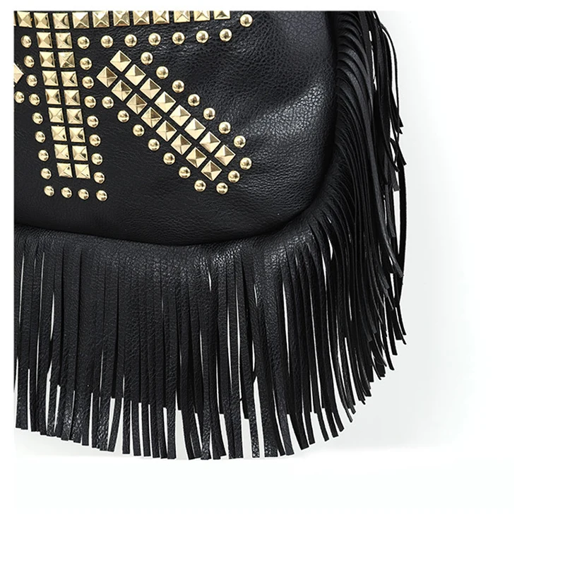 Nieten-Quasten-Umhängetasche, Punk-Rock-Metall-Nieten-Tragetasche, Y2k-Mädchen-Handtasche mit großer Kapazität aus weichem PU für Einkauf und Pendeln – Detail 5
