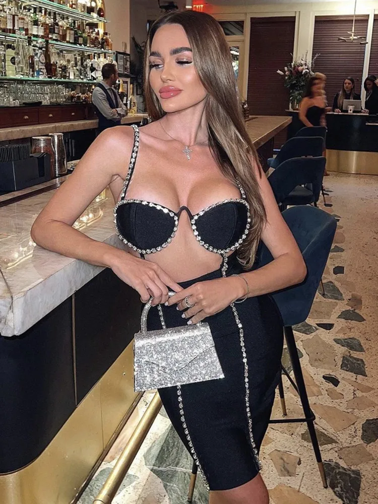 Women Summer Style Sexy V Neck Cut Out Diamonds Crystal Black Mini Bodycon Bandage Dress 2023 Elegant Evening Party Dress