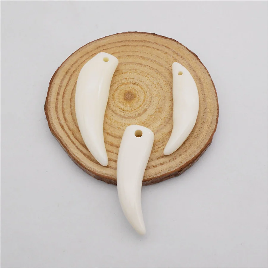 6PCS Resin Ivory Wolf Tooth Charms White Fangs Animal Teeth Pendant For Necklace Jewelry DIY Handmade Accessory