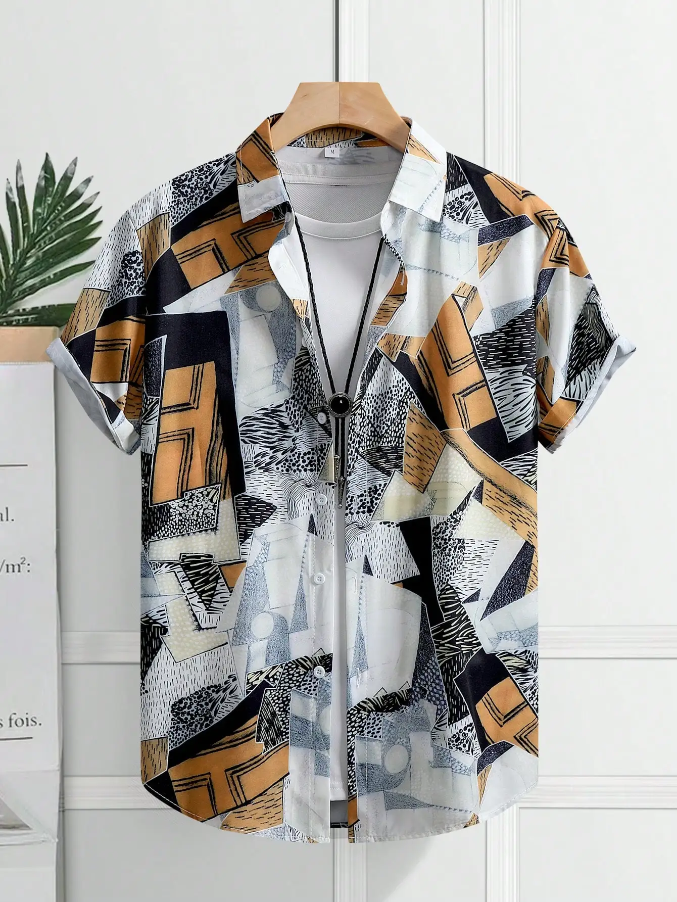 

Men's Abstract Geometric Print Short Sleeve Casual Shirt