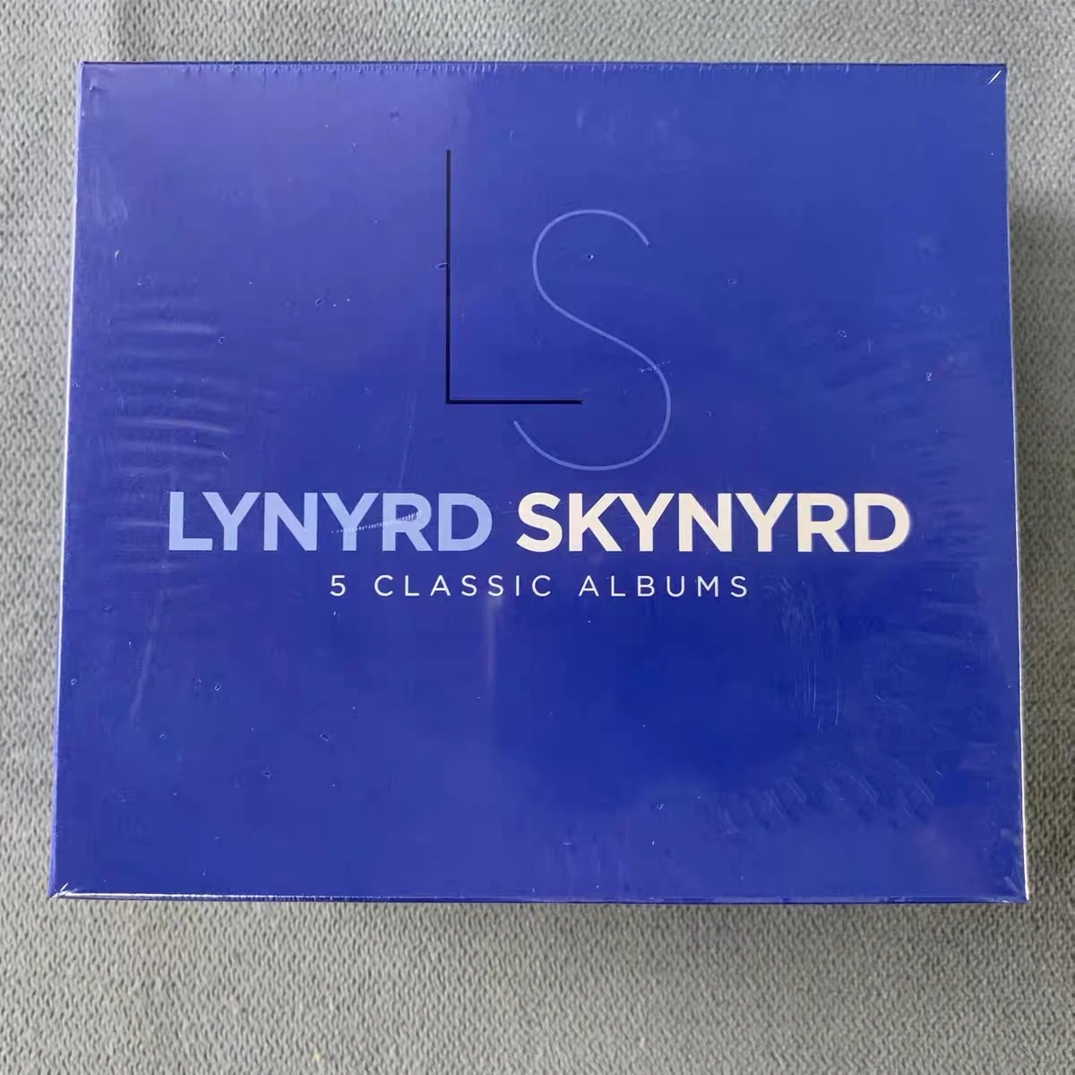 

Классический музыкальный CD Lynyrd Skynyrd Gimme Back My Bullets альбом Nuthin Fancy 5 шт. музыкальная запись для косплея Walkman Car Soundtrack Box