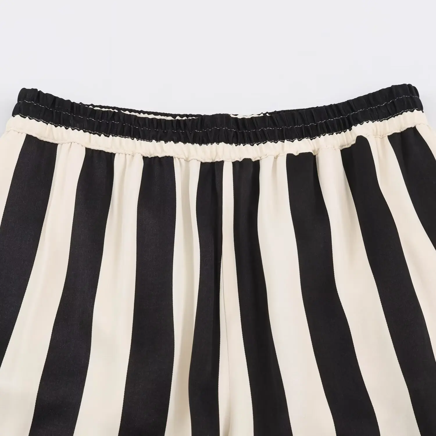 KONDALA Damen Trendiger Eleganter Gestreifter Hosenanzug, Neckholder-Top mit überkreuztem Kragen, Hose mit elastischem Bund, Sommer-Freizeit-Chic-Set 2026 – Detail 16