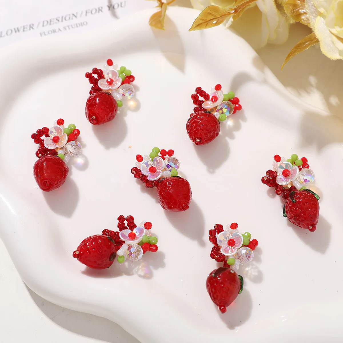 

Clog Shoe Charms 1 Pc Original Soft Red Glaze Strawberry Woven Flower Cluster Clear Crystal Jelly Resin Korean Princess DIY