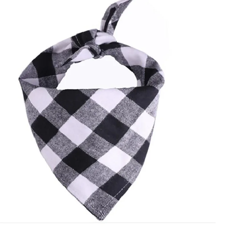 Classic Red Black Plaid Pet Dog Bandana Cat Puppy Kerchief Pet Dog Accessories Pet Neckerchief Scarf Dog Saliva Towel