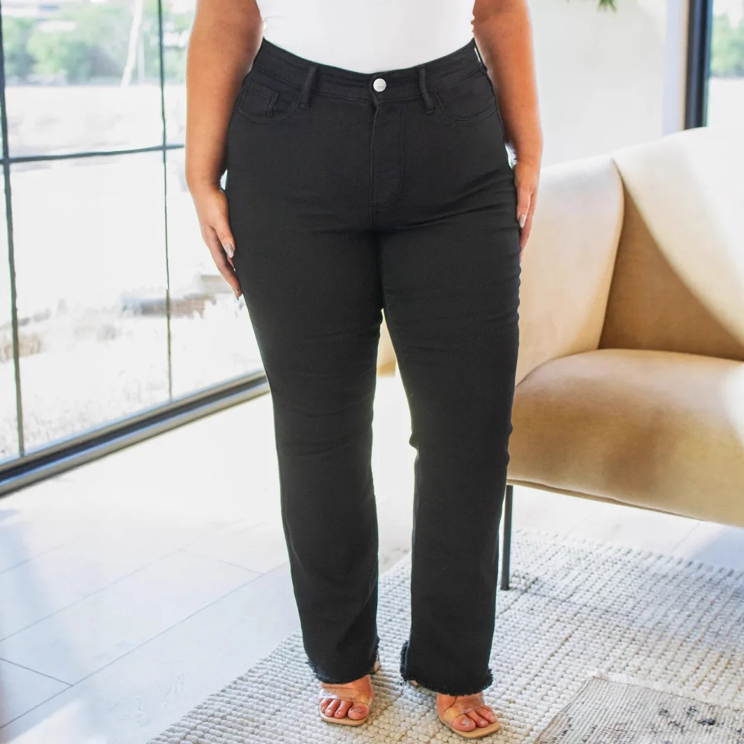 جينز نسائي أسود مقاس كبير، كاجوال قابل للتمدد، حاشية متدرجة، ساق مستقيمة، مناسب للتنقل في الربيع والخريف. #1