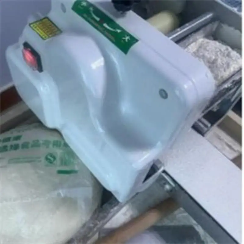 

Машина для нарезки кожи Wonton, автоматическая машина для нарезки пельменей, машина для упаковки, коммерческая домашняя упаковочная форма, кухонный комбайн