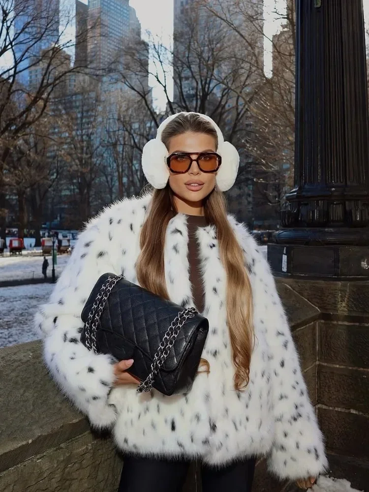 

Women Printed Short Faux Fur Coats Fashion Luxury Fluffy Long Sleeve Loose Cropped Jackets Lady New Winter Street Warm Outerwear