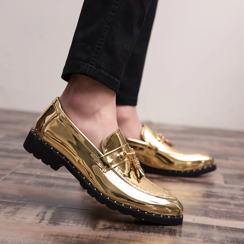 Fashion Pointed Men Dress Shoes Plus Size 47 Tassel Design Party Men Golden Shoes Comfortable Withoutlace Mens Leather Loafers