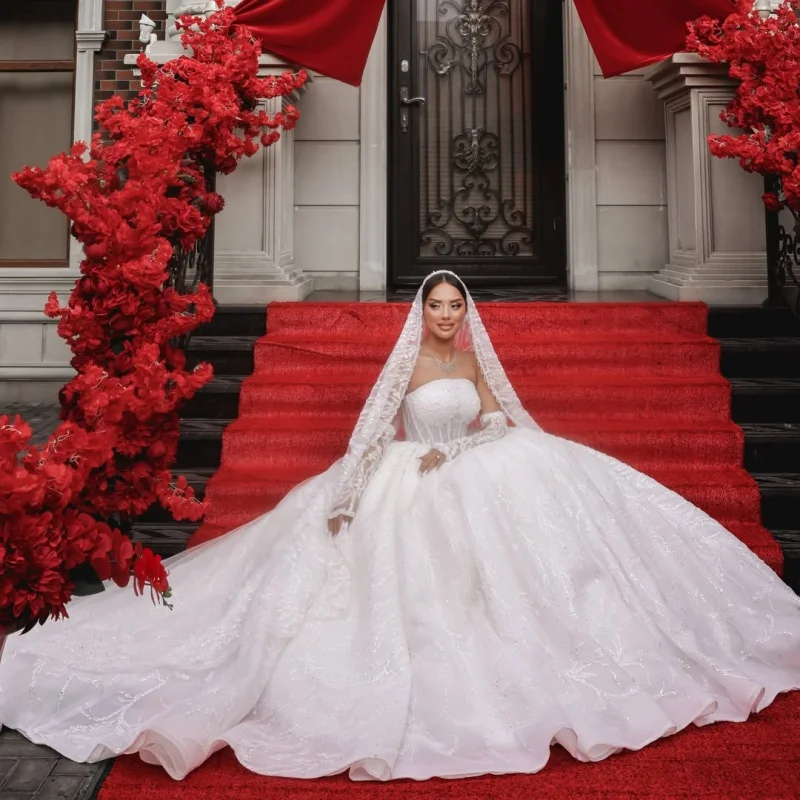 White Wedding Dresses Appliques Beadwork Decal Skirt Long Tail A-Line Skirt Layered Made Wedding Dress Bridal Gown Customize