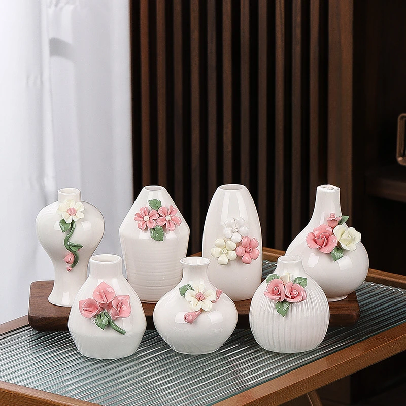 Handheld Flower Ceramic Small Vase Holiday Gift Home Living Room Office Tabletop Atmosphere Decorative Ornament Minimalist Style