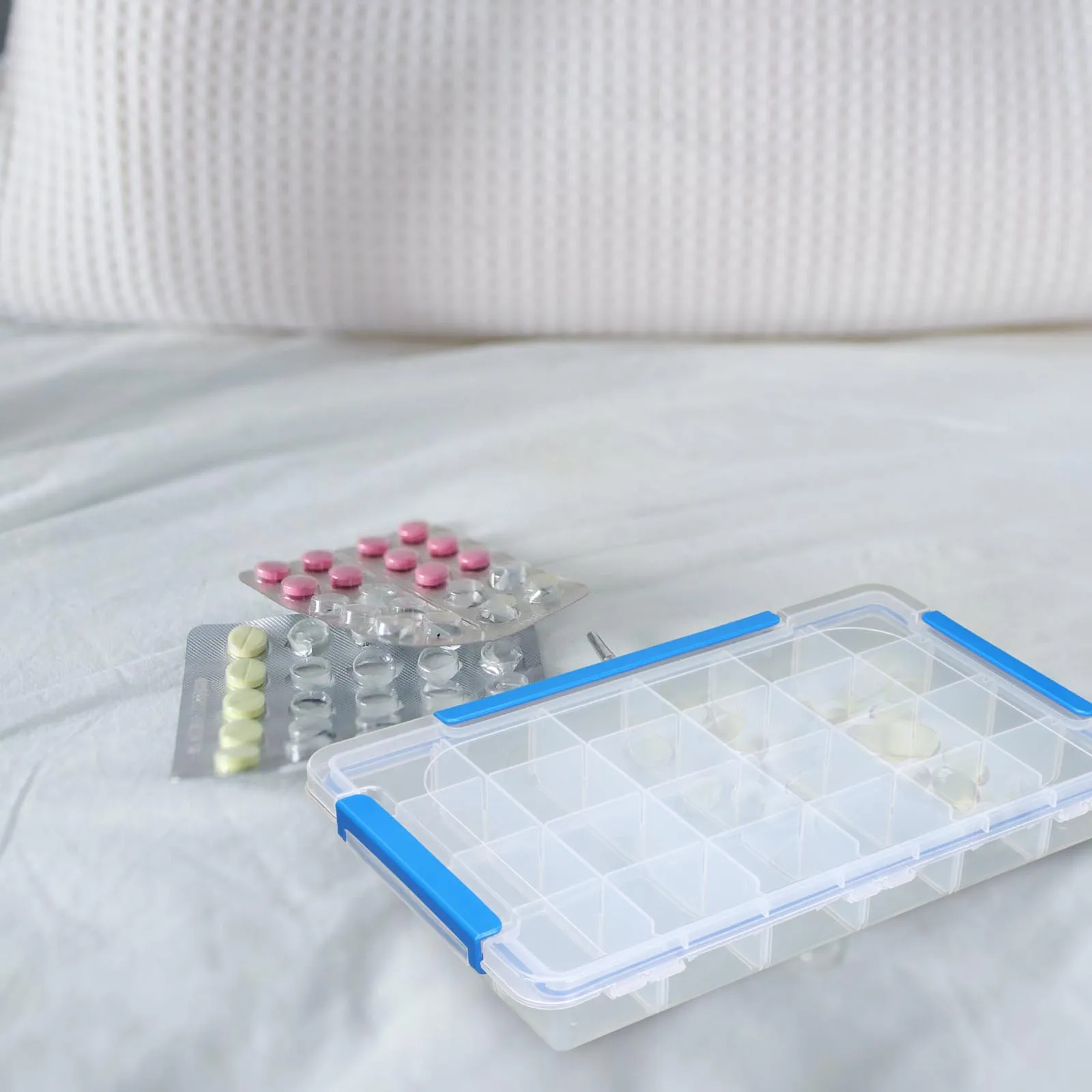 

Plastic Medicine Box Travel Organizing Box Packing Box Container Plastic Box