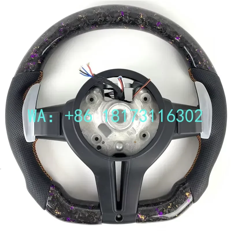 China Plant 2026 LED Carbon Fiber Steering Wheel with Module 320 525 F10 F30 E90 F70 E71 F31 F32 X5 X6 F01 F07 F20 F