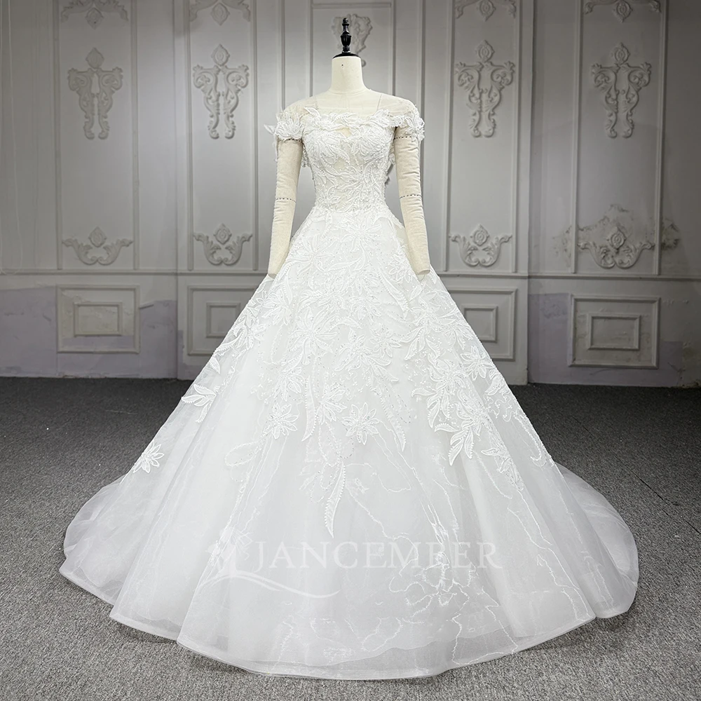 

Wedding Dress Wholesale Customized Lace up Bride Marriage Dresses White Ball Gown Factory Christmas Carnival Plus Size DY1316