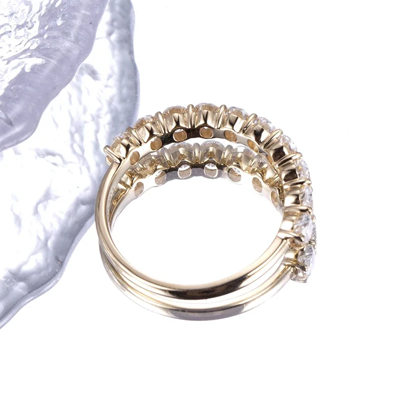 Messi Jewelry  MSR-823 18K Gold Oval Moissanite Eternity Ring